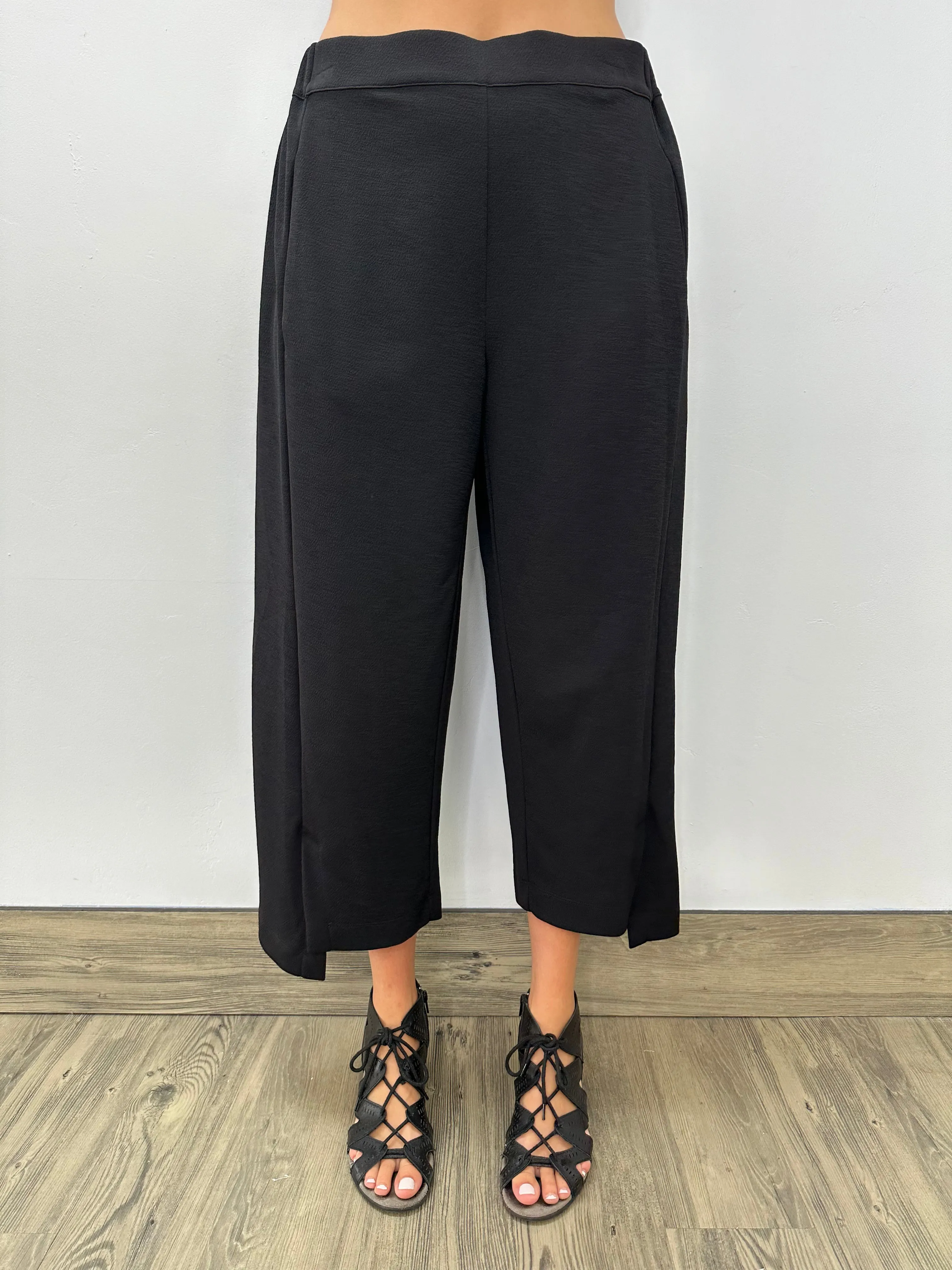 Black Tess Pant