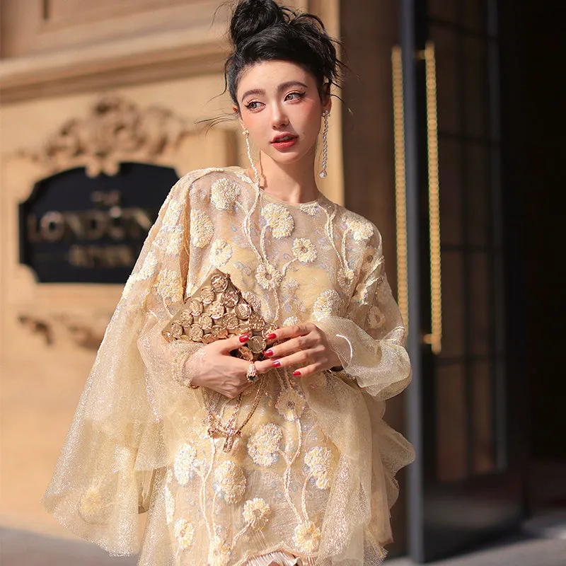 Exquisite Three-dimensional flower cape top   gilt wavy short suit set - Ilyia