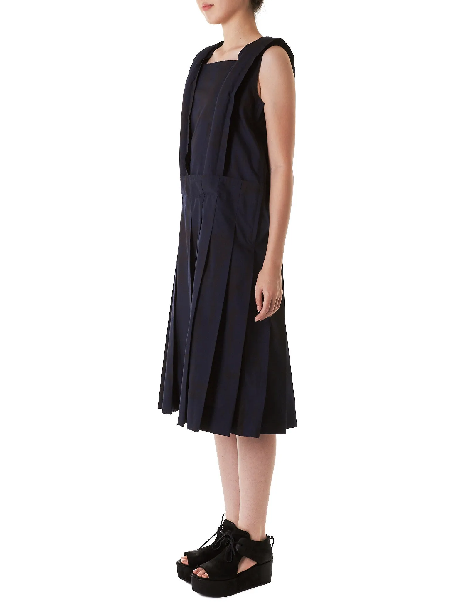 Knife-Pleated Dyed Dress (GS-A011-051-2)