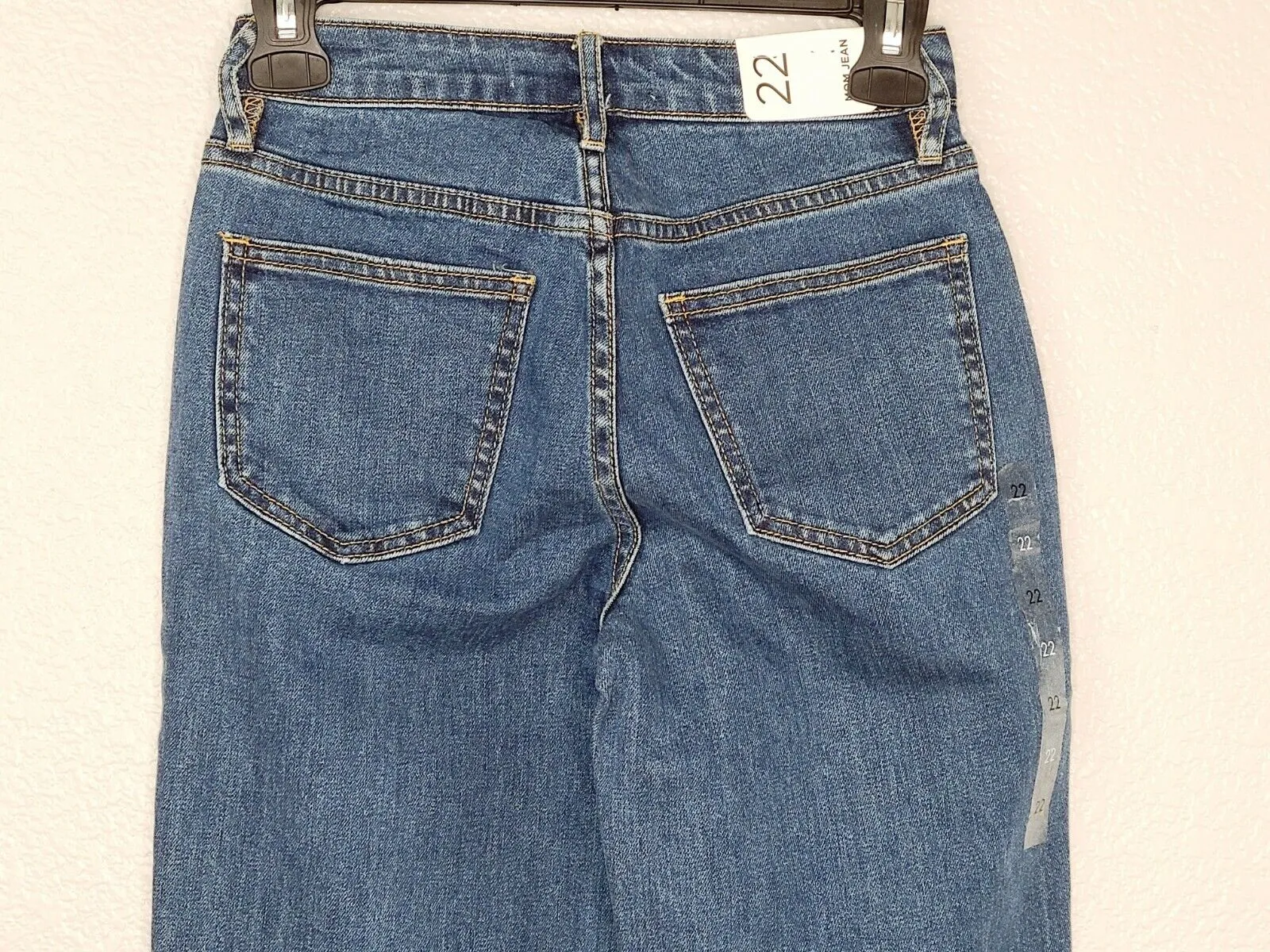 PacSun L.A. Women's Mum Wash Blue High Rise Medium Wash Mom Jeans