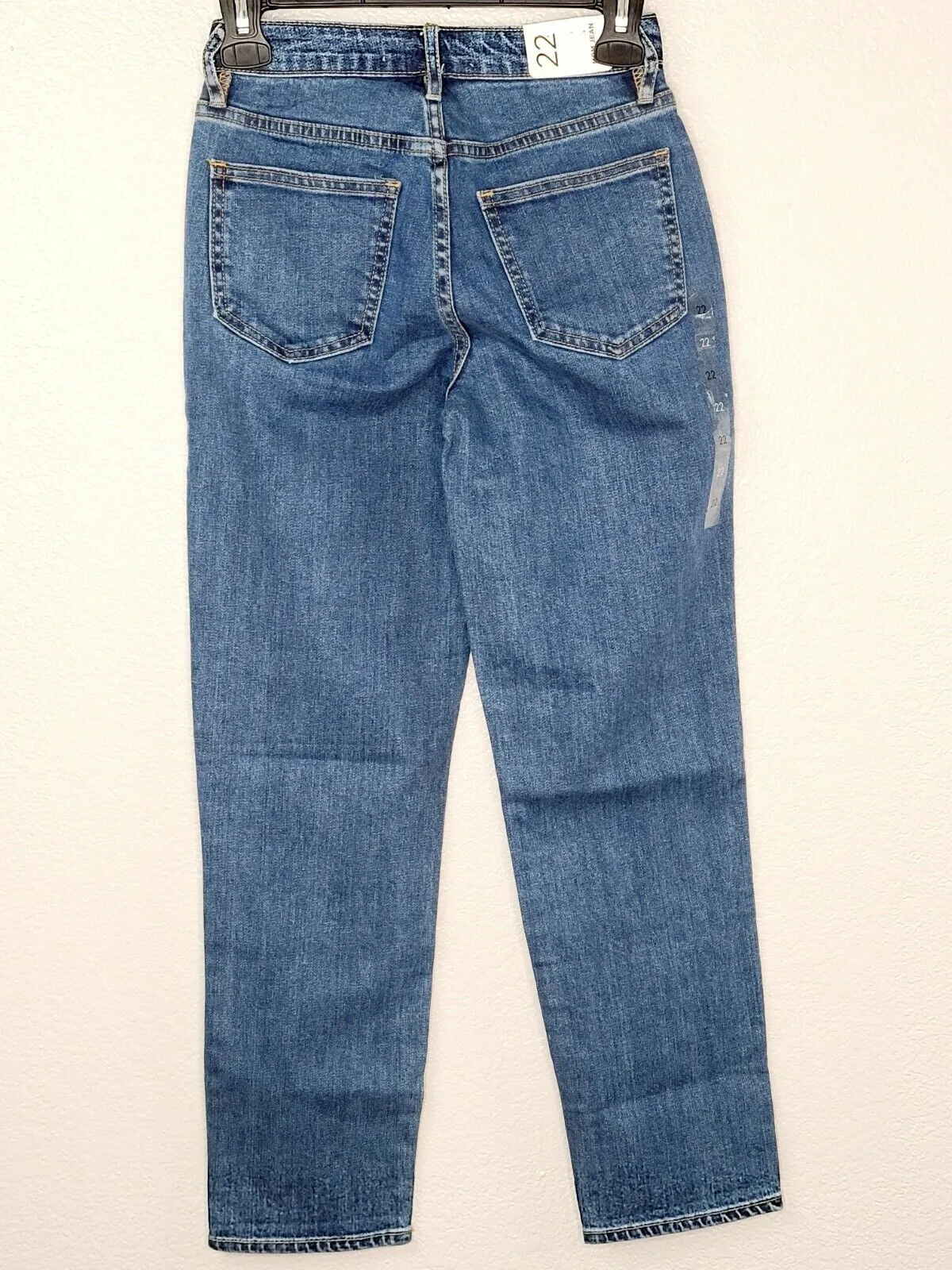 PacSun L.A. Women's Mum Wash Blue High Rise Medium Wash Mom Jeans